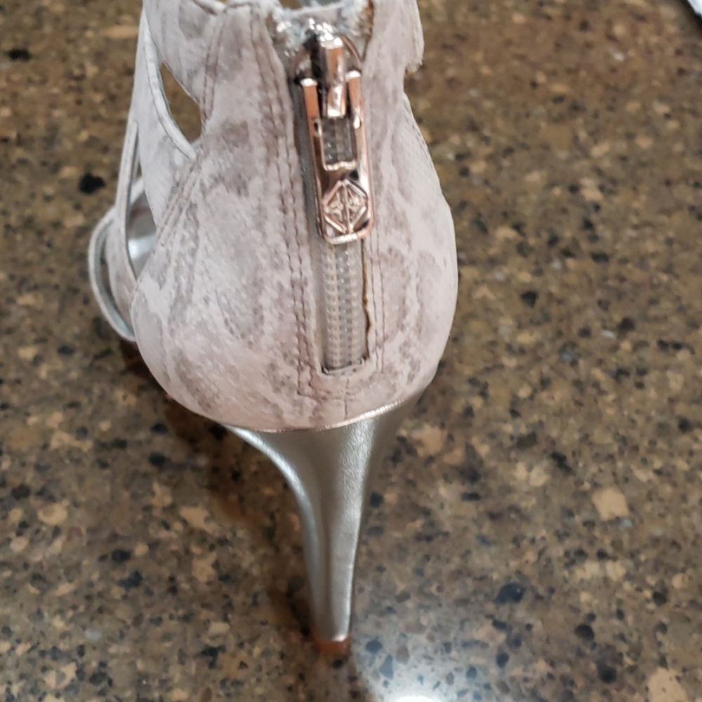 Shoes - Picture 3 of 5